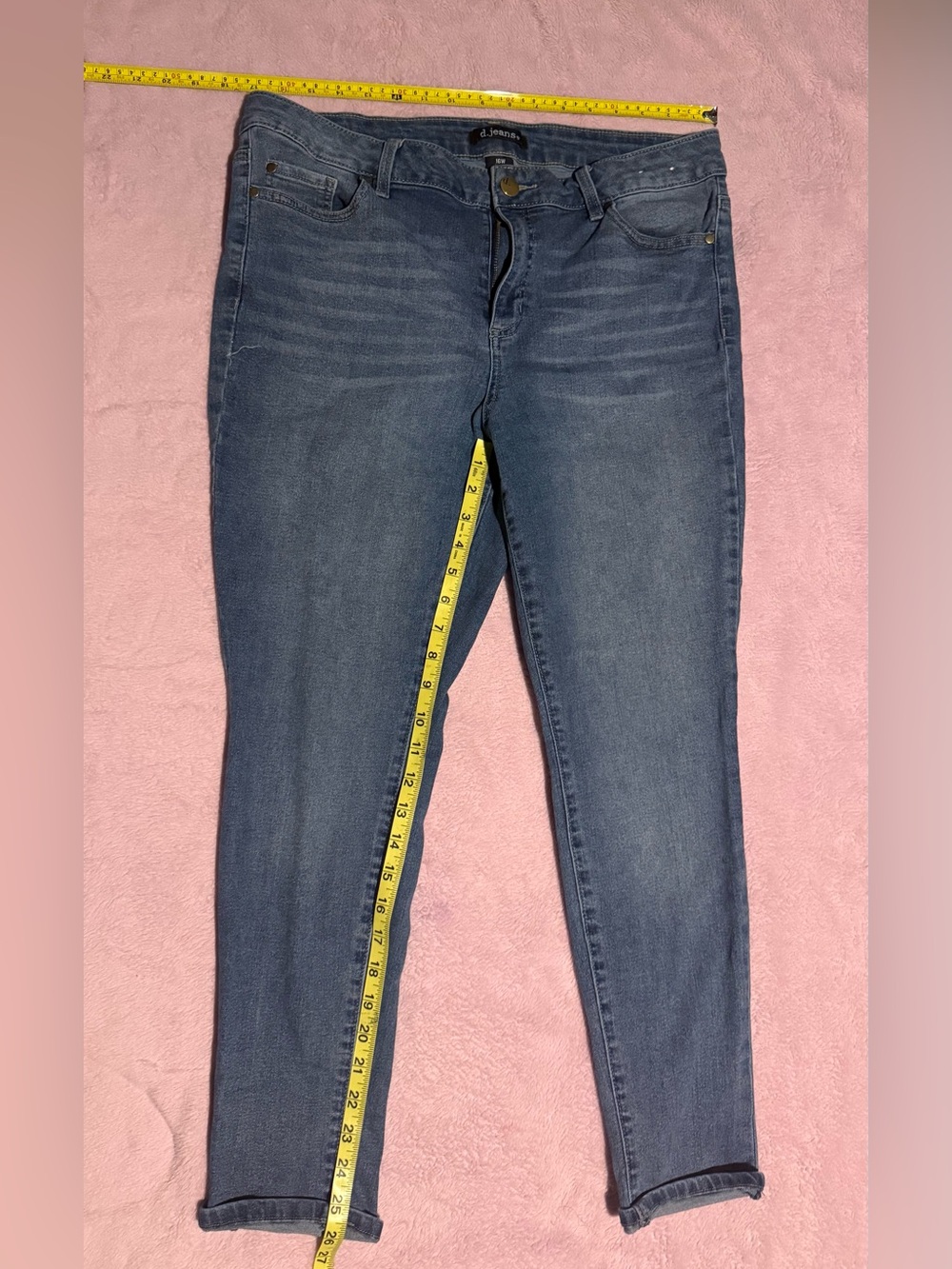D. Jeans Women’s 16W Stretch Skinny Crop Jeans